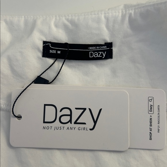 Dazy Elegant White Belted Women's Coastal Casual Business Career Top Size M New! - Picture 8 of 8